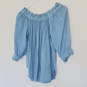 Style Envy off /on shoulder blouse